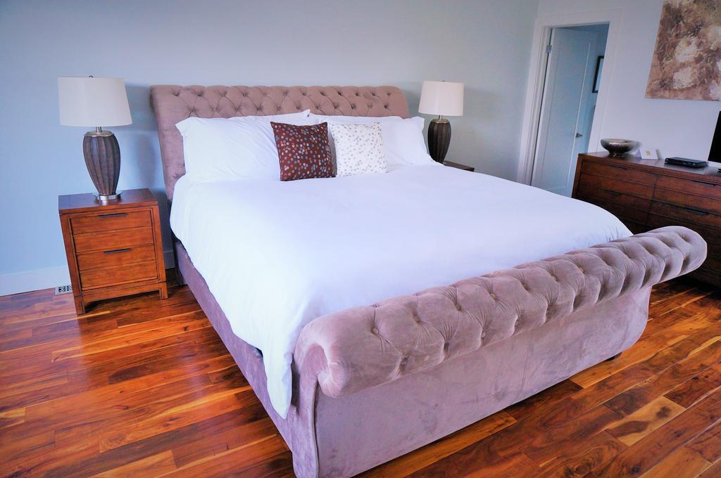 ניאגרה און דה לייק On The 6 Bed And Breakfast חדר תמונה